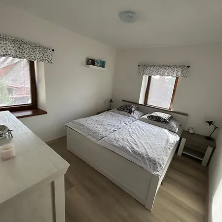 Lejlighed Apartman Pod Farou Strmilov